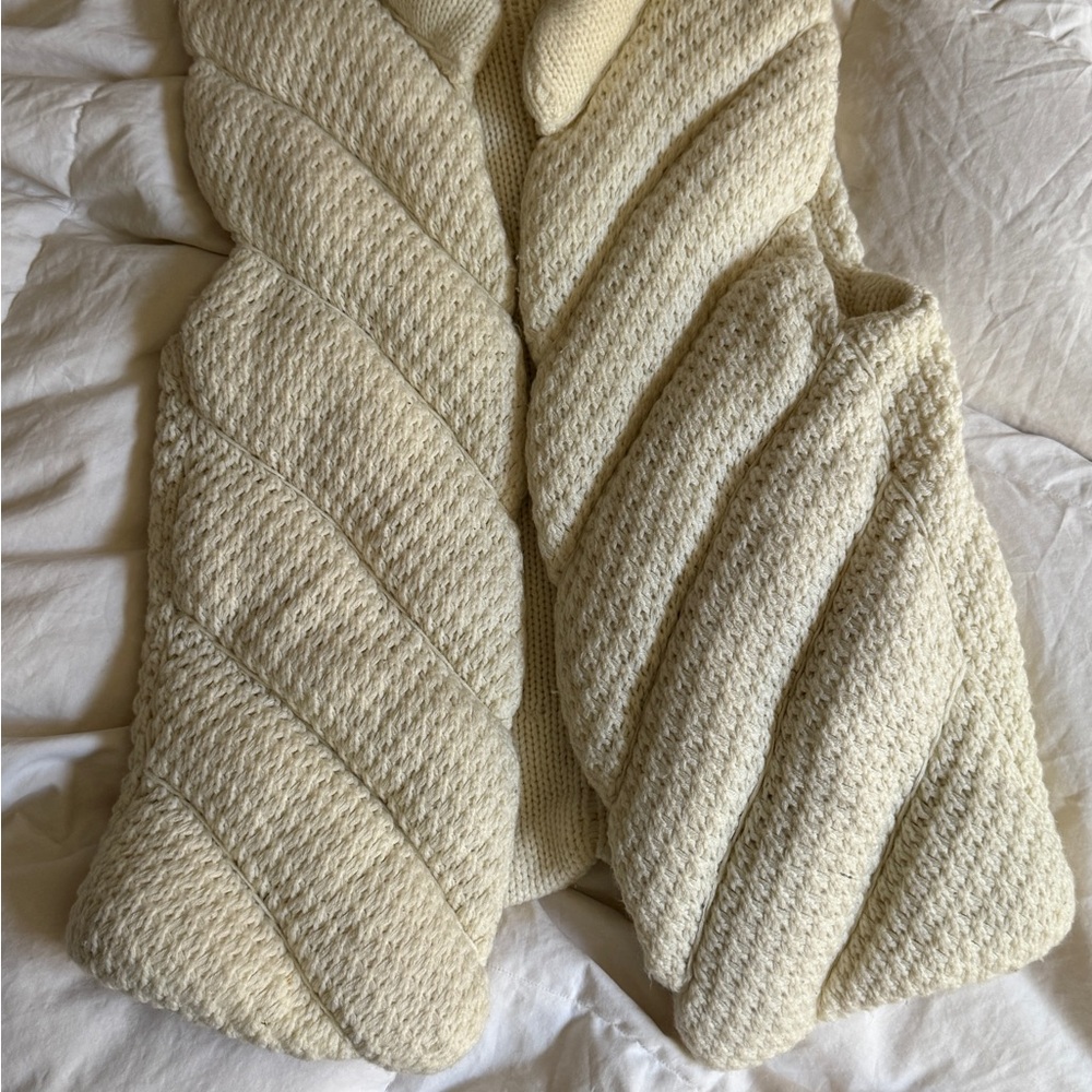 Cozy Cream Knit Vest Vintage